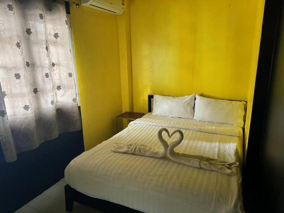 Villa 芭提雅南路4卧4卫 Blue Star Pool 近步行街和夜市 Pattaya